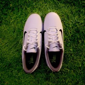 Nike vapor white/gray men’s golf shoes